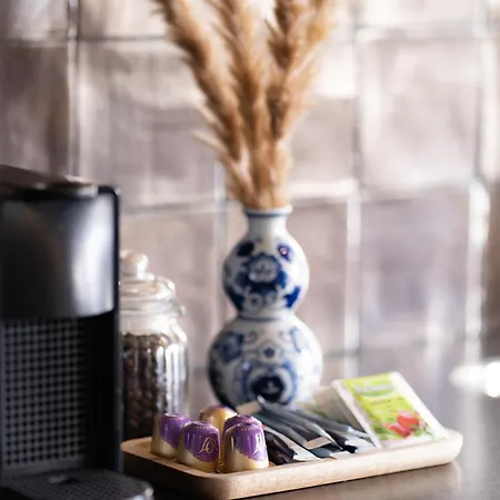 Hello - Duindamseweg 14e *